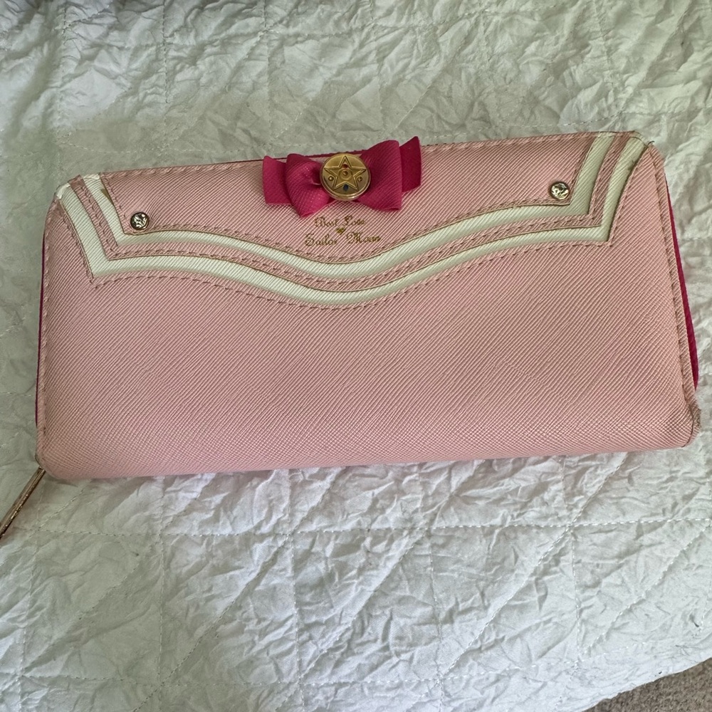 Sailor Moon Pink Bow Accent Wallet